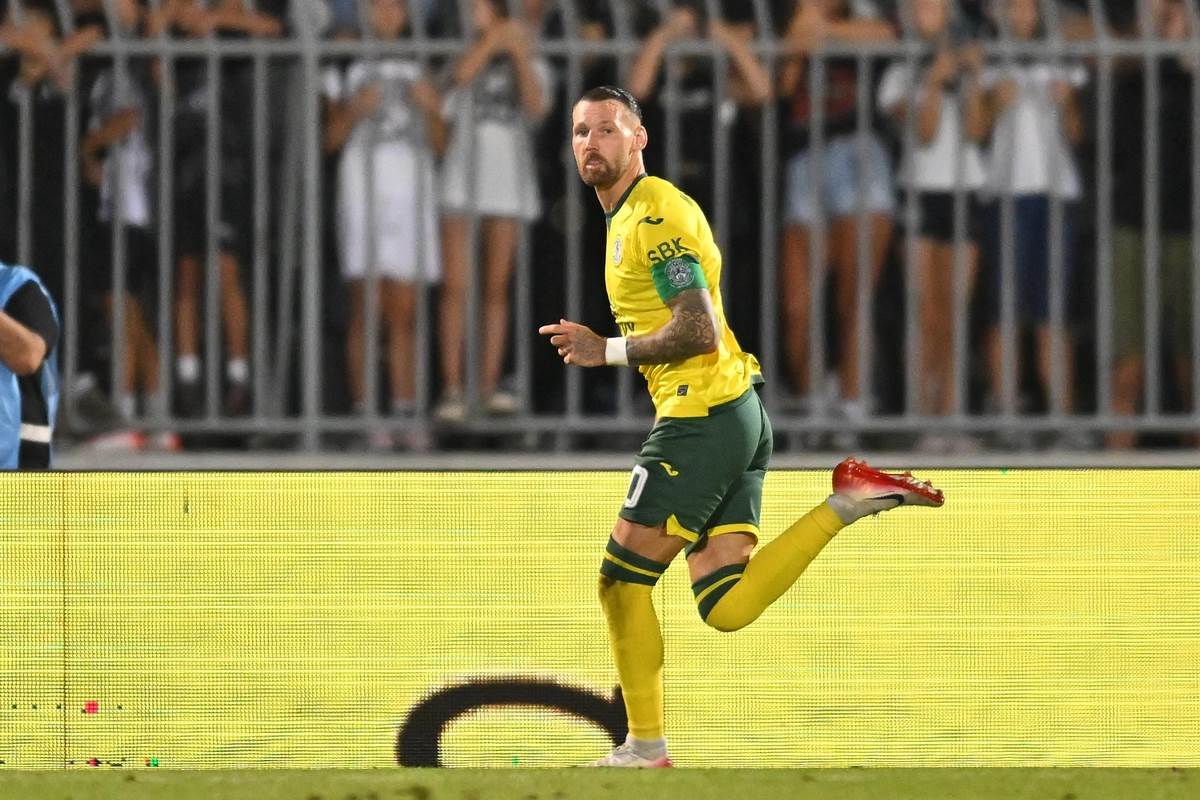 Partizan - Hibernijan  (40).JPG