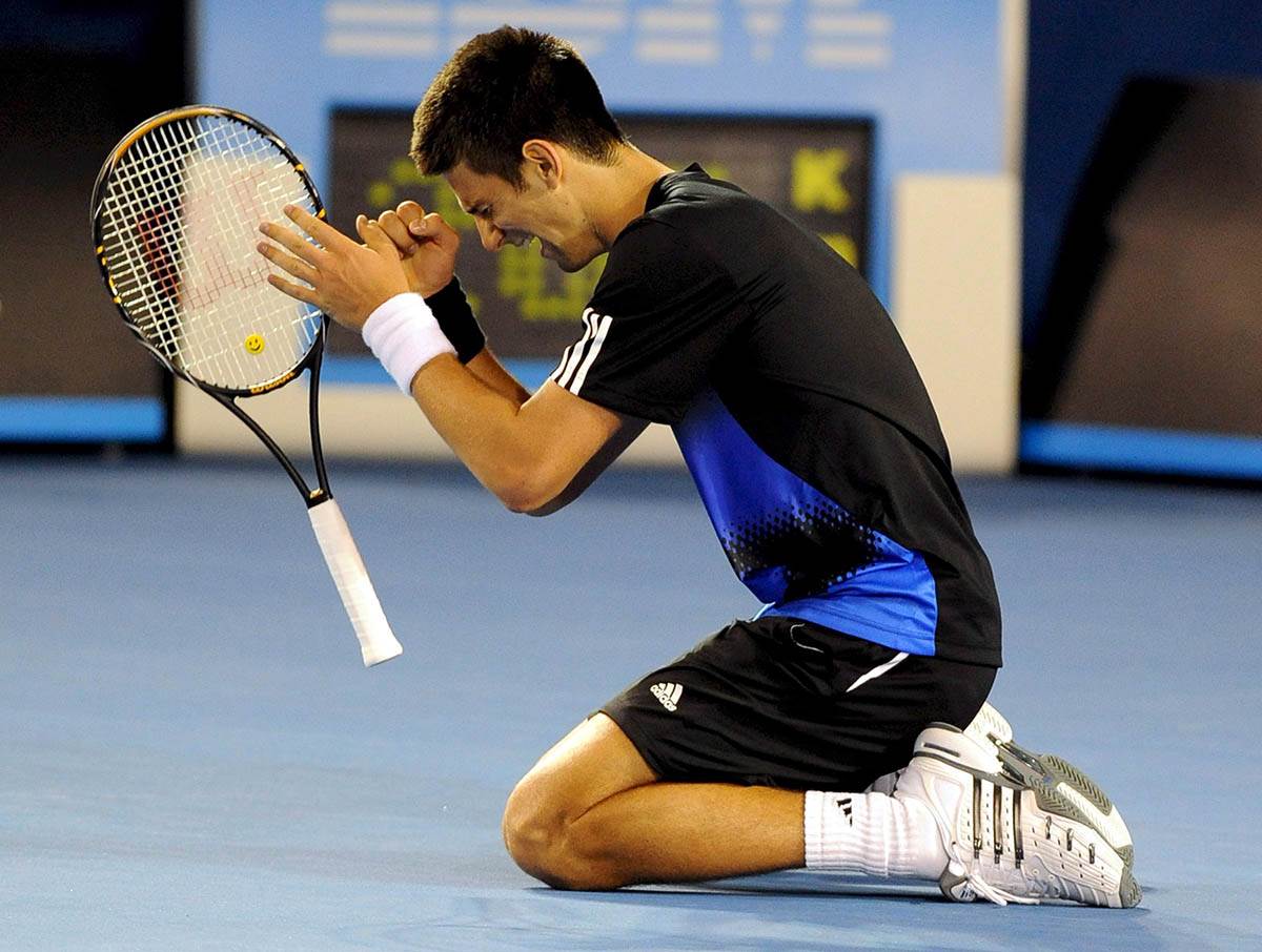 Novak Đoković pobedio Rodžera Federera 2008. godine na Australijan openu (8).jpg