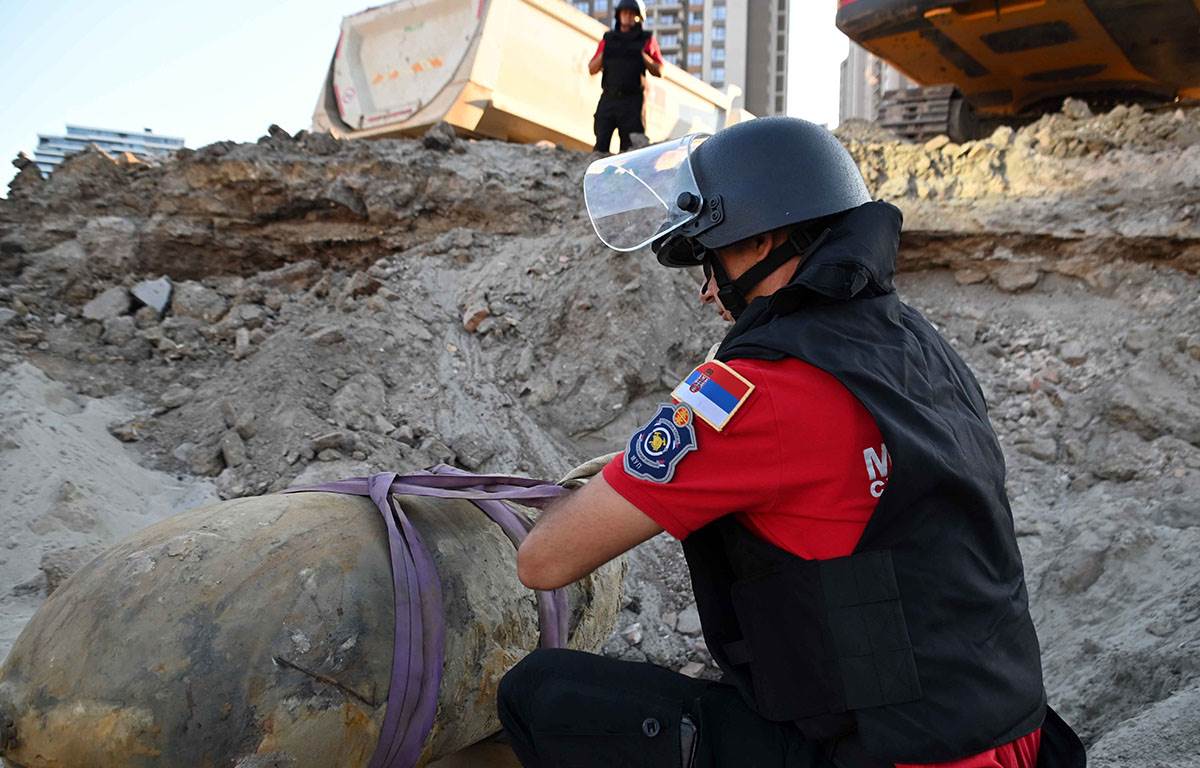 uklonjena avio bomba sa granilišta na Beogradu na vodi (3).jpg