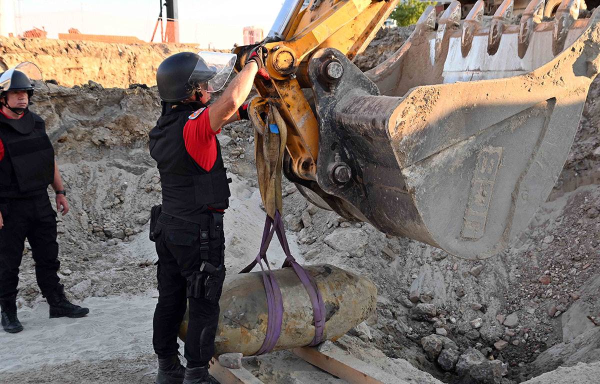 uklonjena avio bomba sa granilišta na Beogradu na vodi (4).jpg