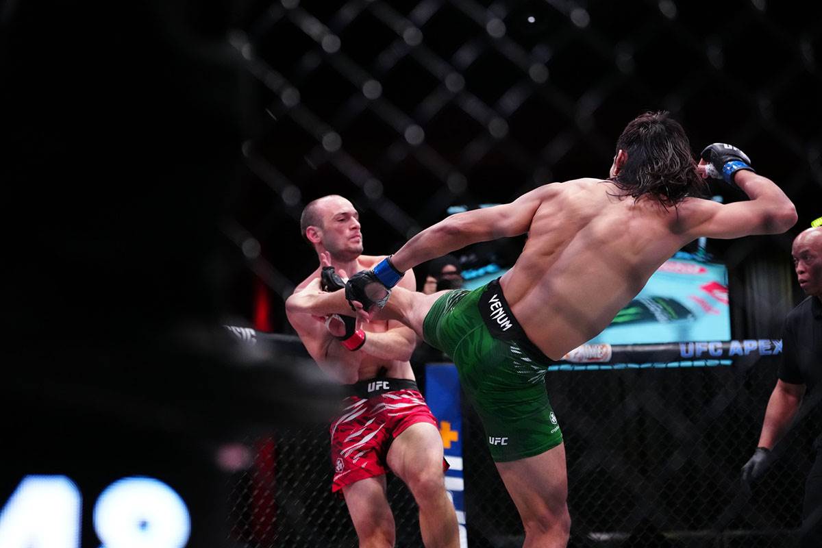 Uroš Medić pobedio Gilberta Urbinu (2).jpg