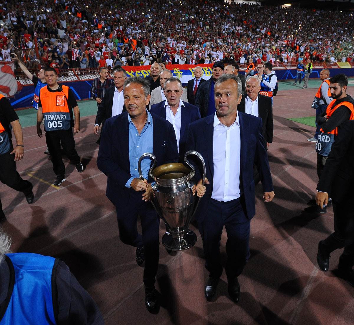 Dejan Savićević i Siniša Mihajlović (3).jpg