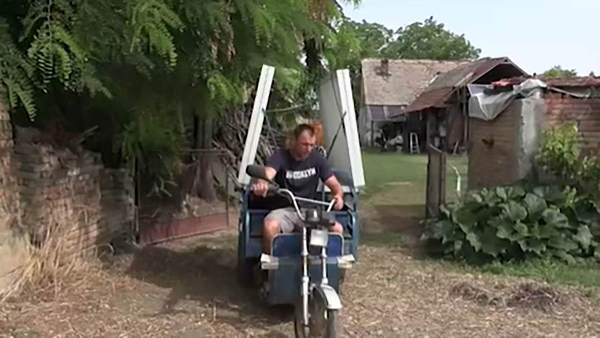 Olas Andraš (1).jpg