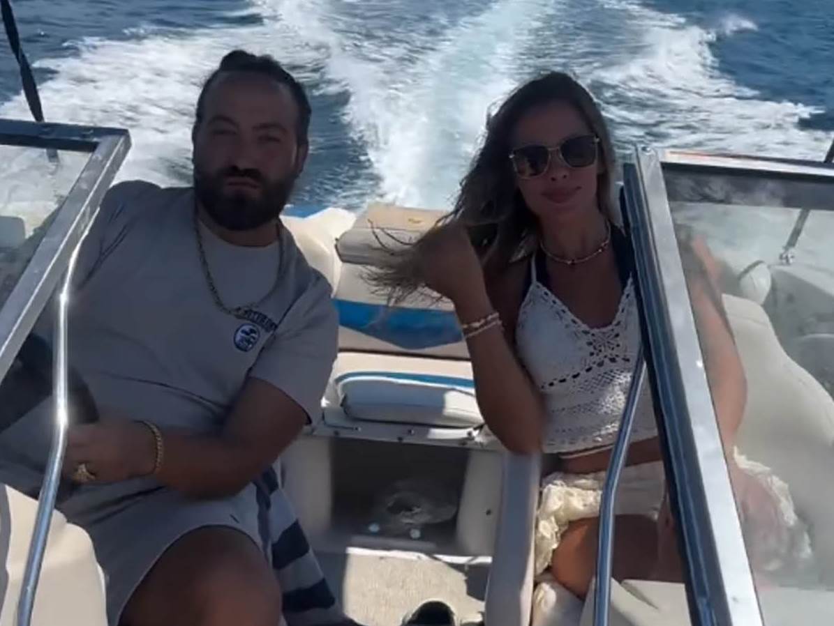 Stefan Đurić Rasta sa devojkom (2).jpg