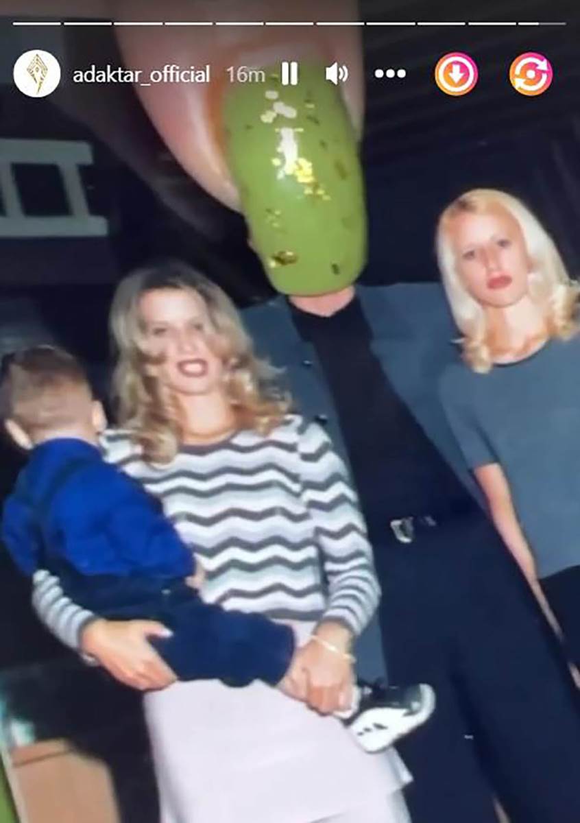 Adaktari nekad i sad (5).jpg