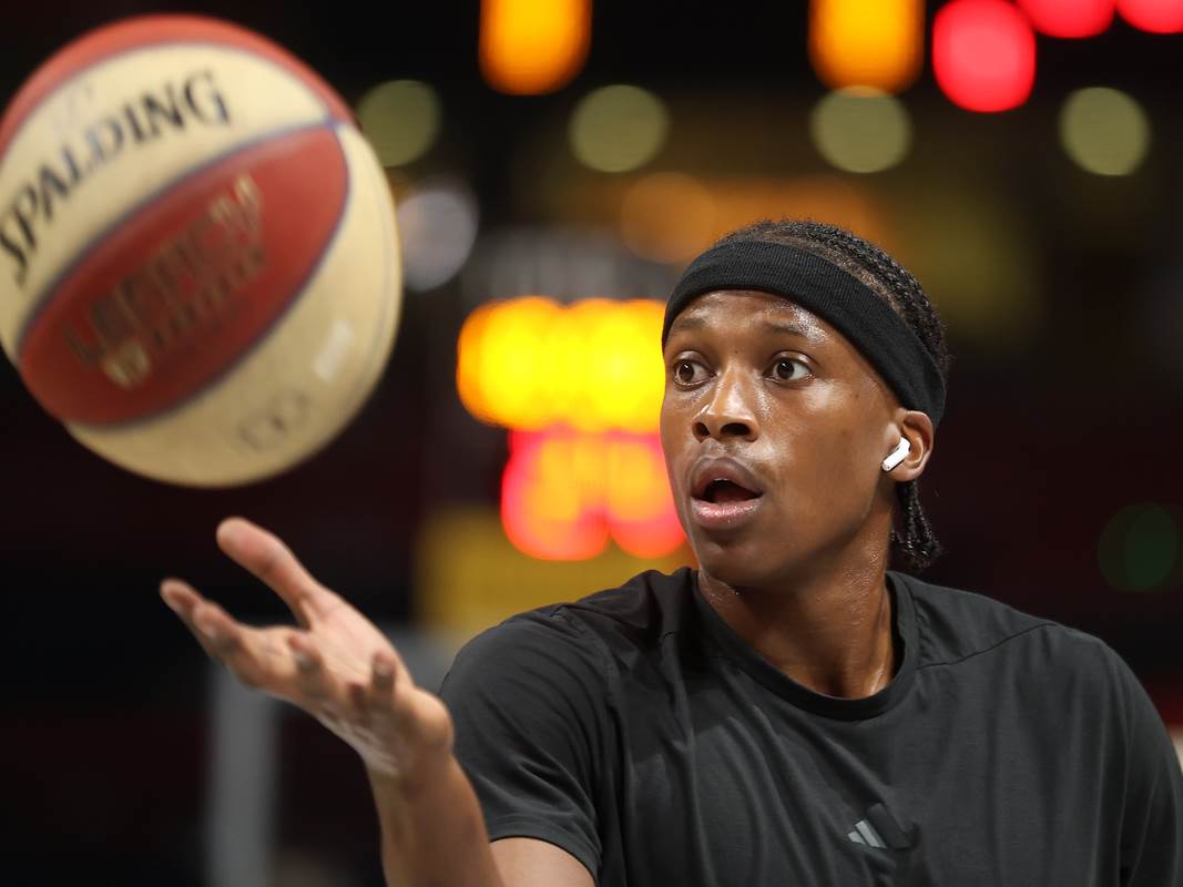 Francuski košarkaš Frenk Nilikina.