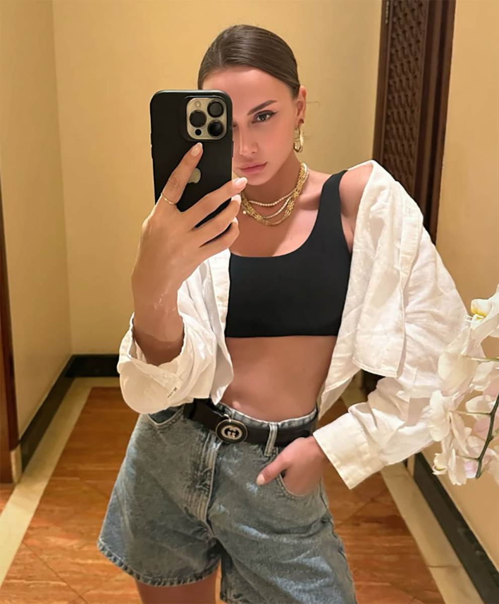 Emina Jahović (1).jpg