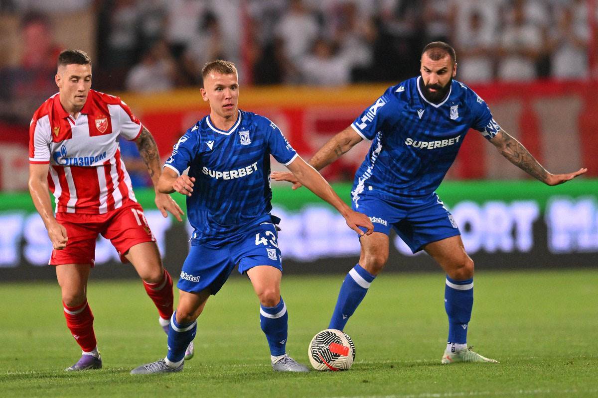 Crvena Zvezda - Leh (1).jpg