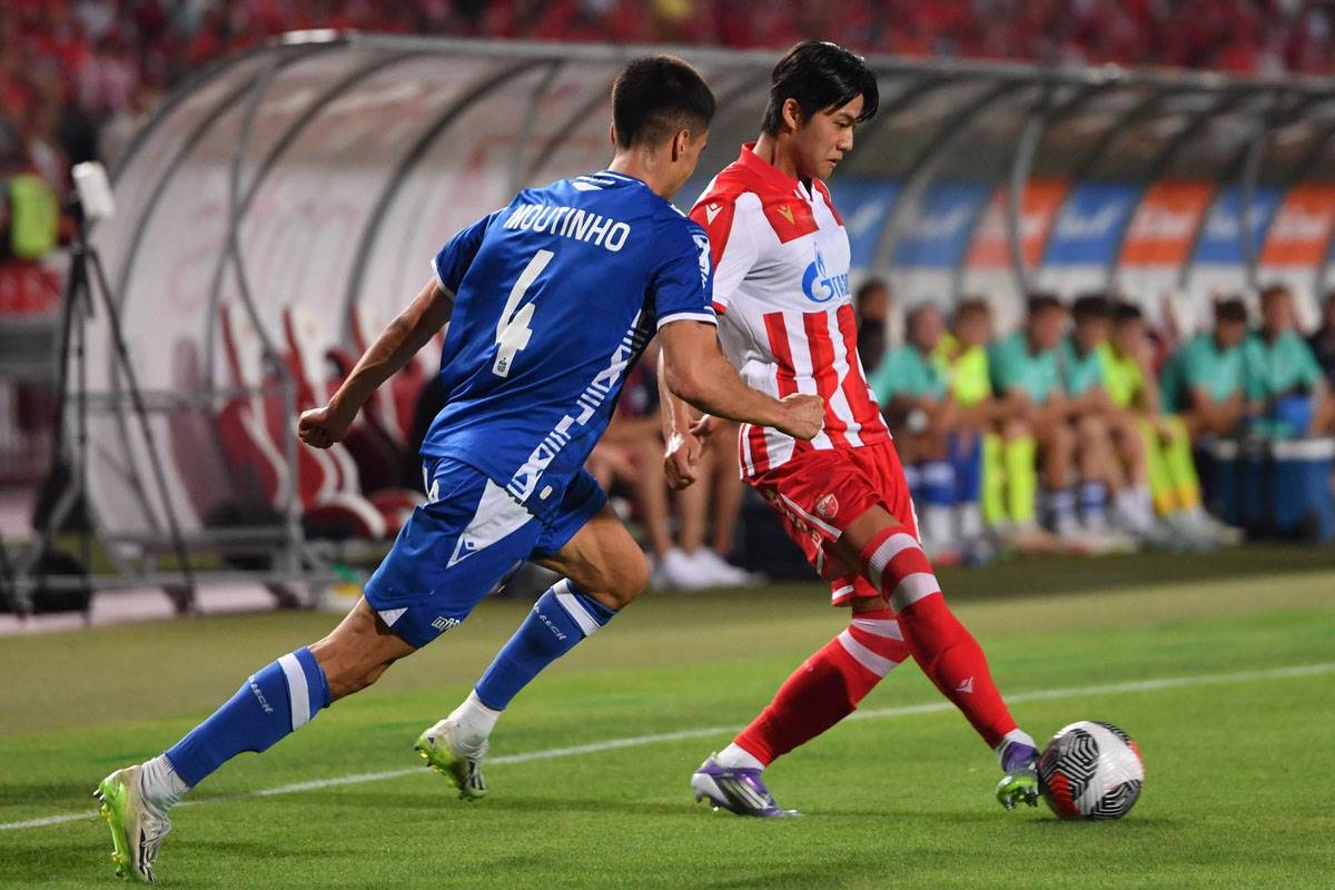 Crvena Zvezda - Leh (7).jpg