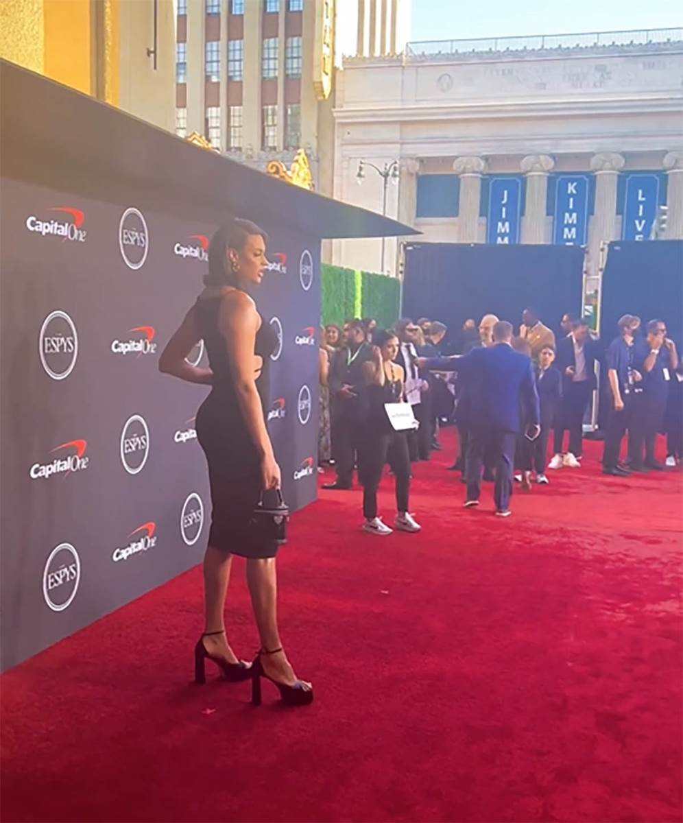 Liz Kembidž (1).jpg