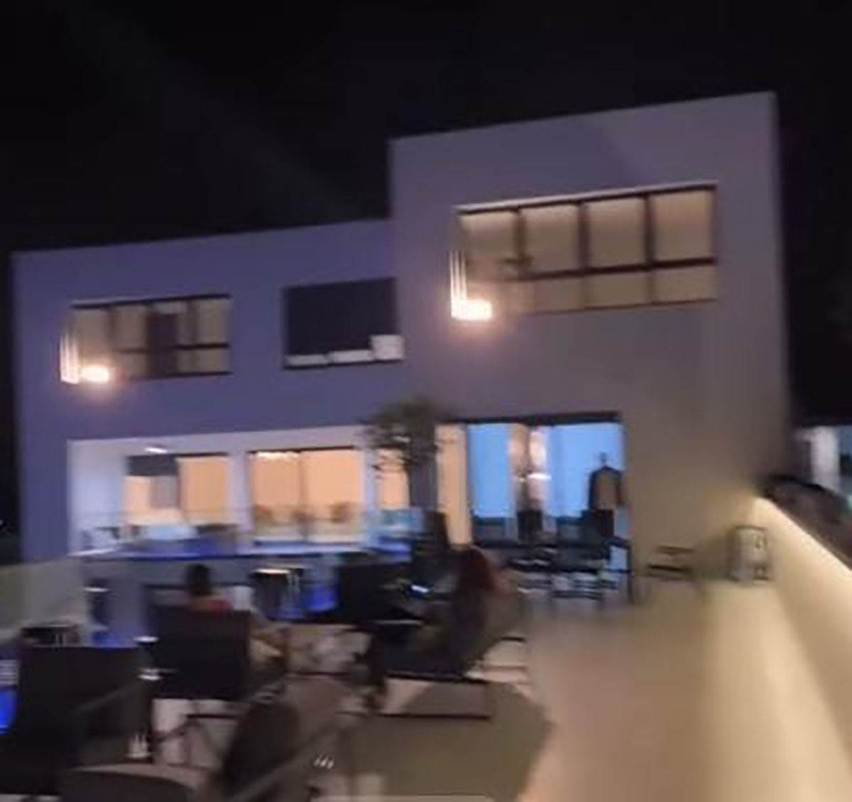 Mile Kitić se uselio u vilu na Avali (4).jpg