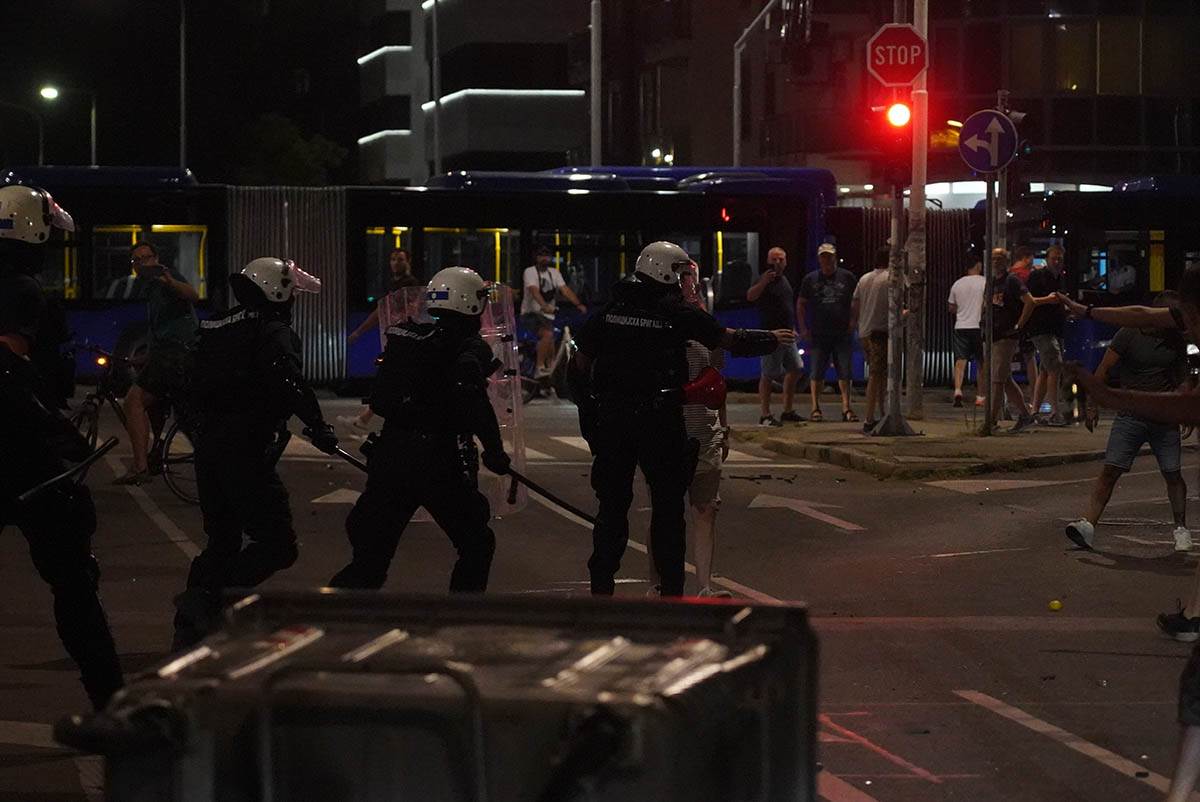 protesti u Beogradu (9).jpg