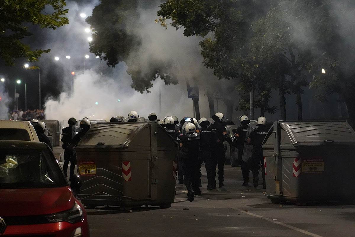 protesti u Beogradu (12).jpg