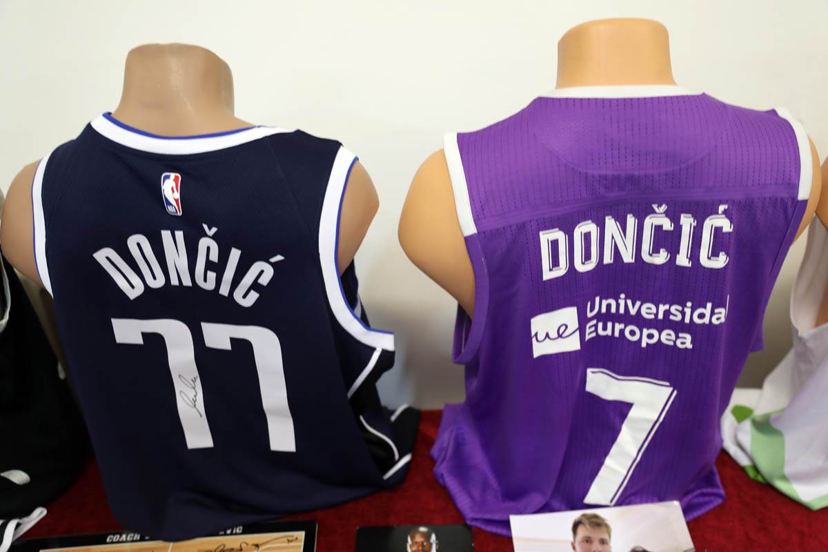 boris_vrhovac_izložba_doboj_ (15).jpg