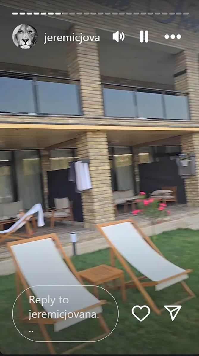 Jovana Jeremić u Novom Bečeju  (3).jpg