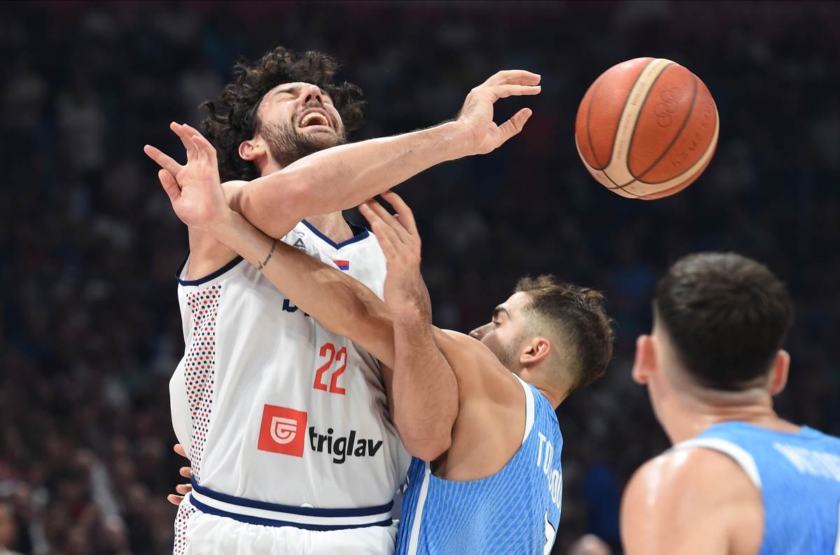 Vasilje Micić u dresu reprezentacije Srbije