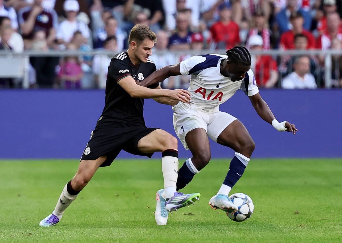 Mohamed Kudus fudbaler Totenhema na meču sa Bajernom