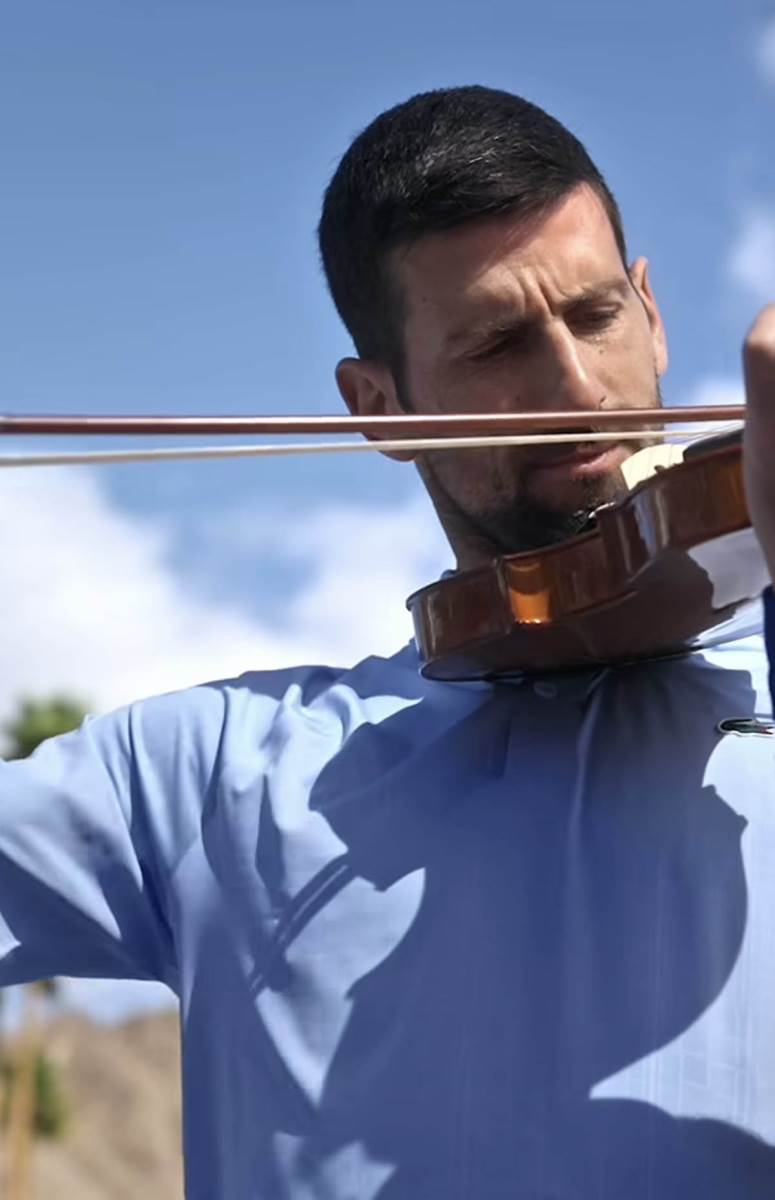 Novak Đoković violina (5).jpg