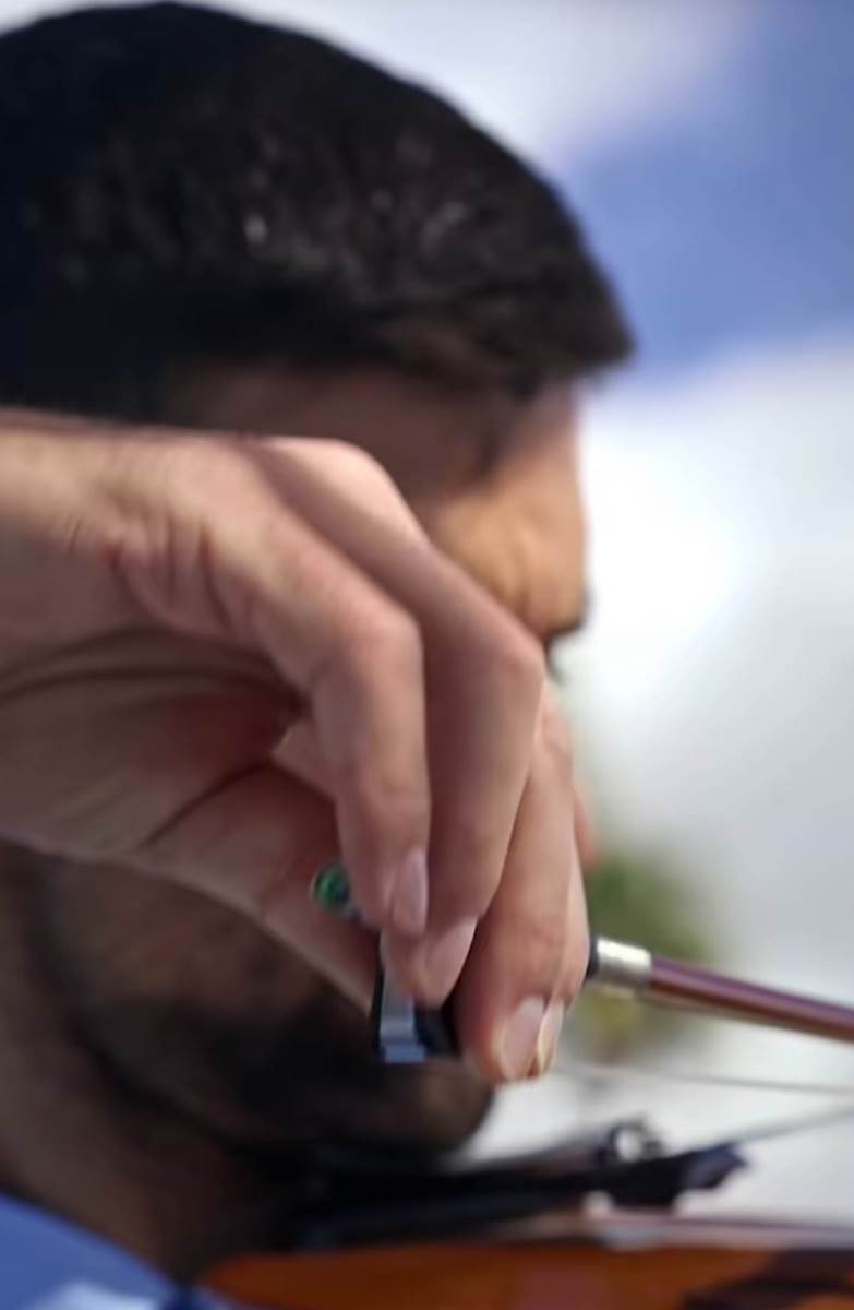 Novak Đoković violina (6).jpg