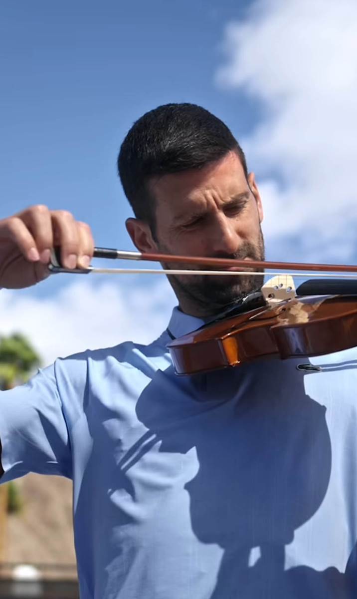 Novak Đoković violina (7).jpg