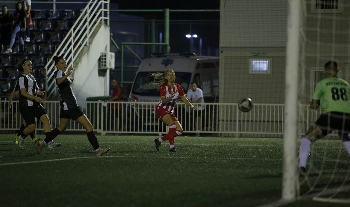 Zvezda Partizan (5).jpg