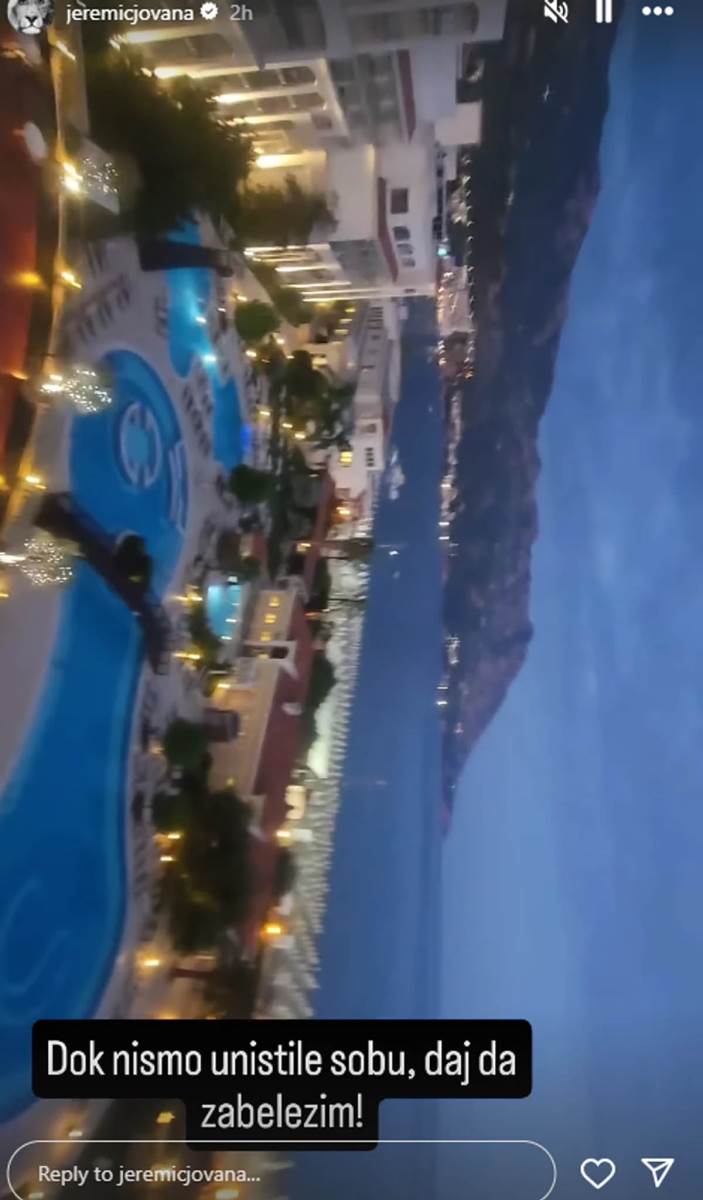 Jovana Jeremić na odmoru (4).jpg