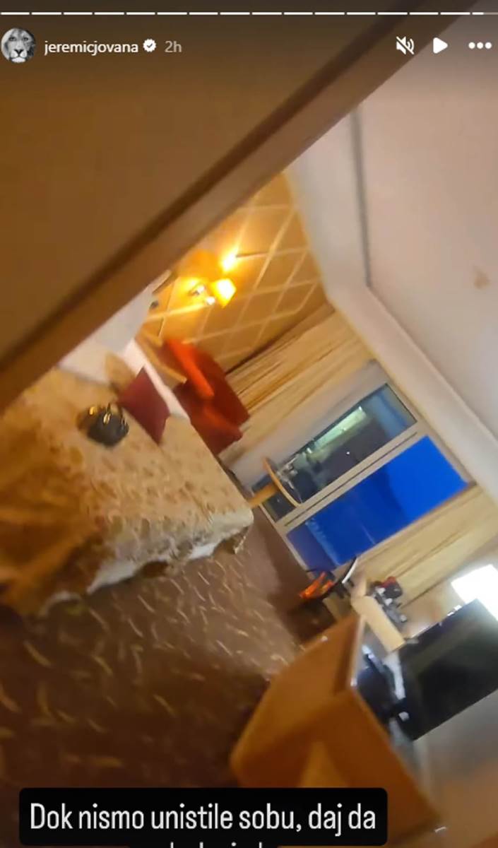 Jovana Jeremić na odmoru (9).jpg