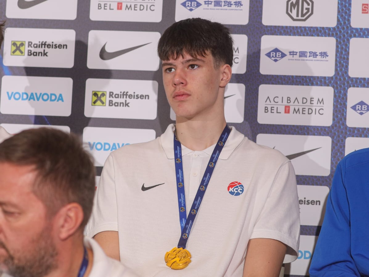 Košarkaši Srbije u16 (2).jpeg