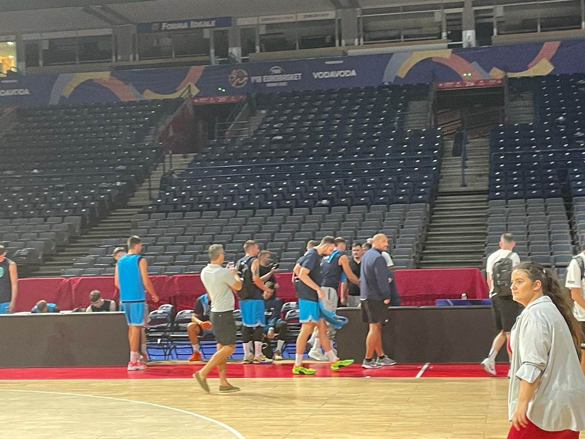 Trening Srbije u areni (5).jpg
