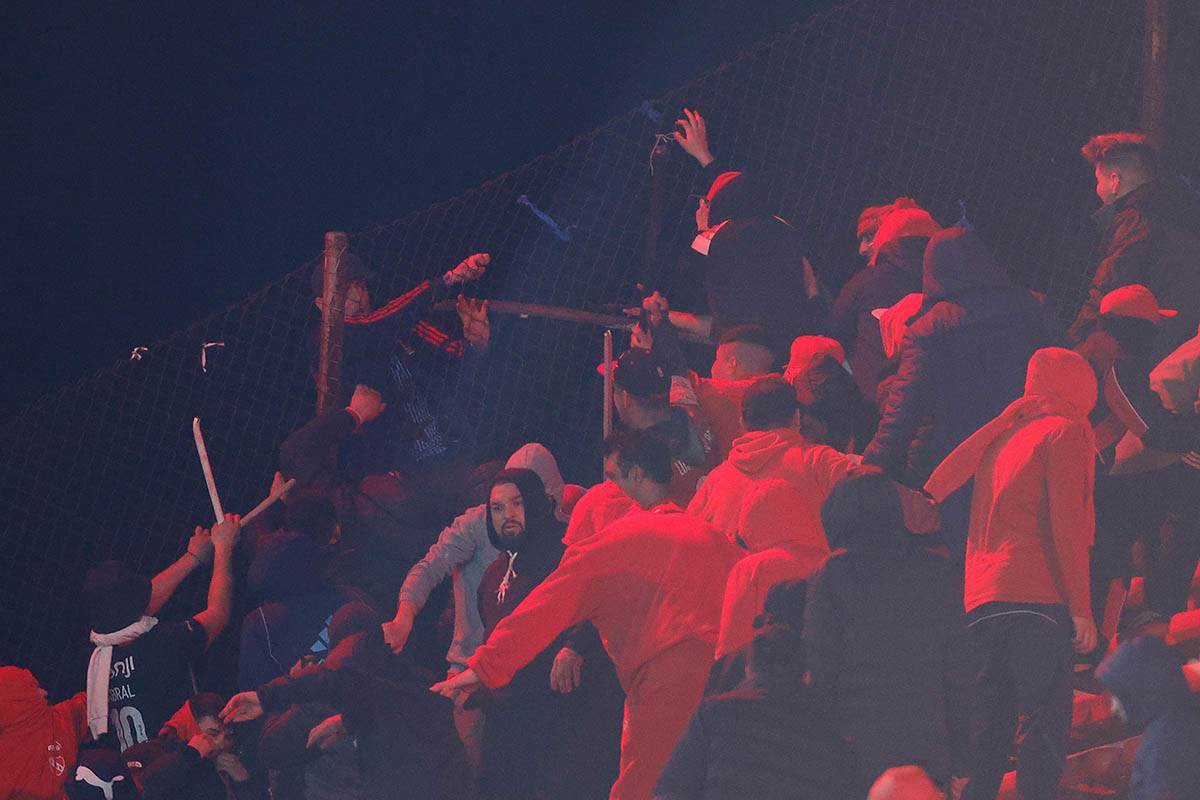 Neredi na stadionu u Argnetini (3).jpg