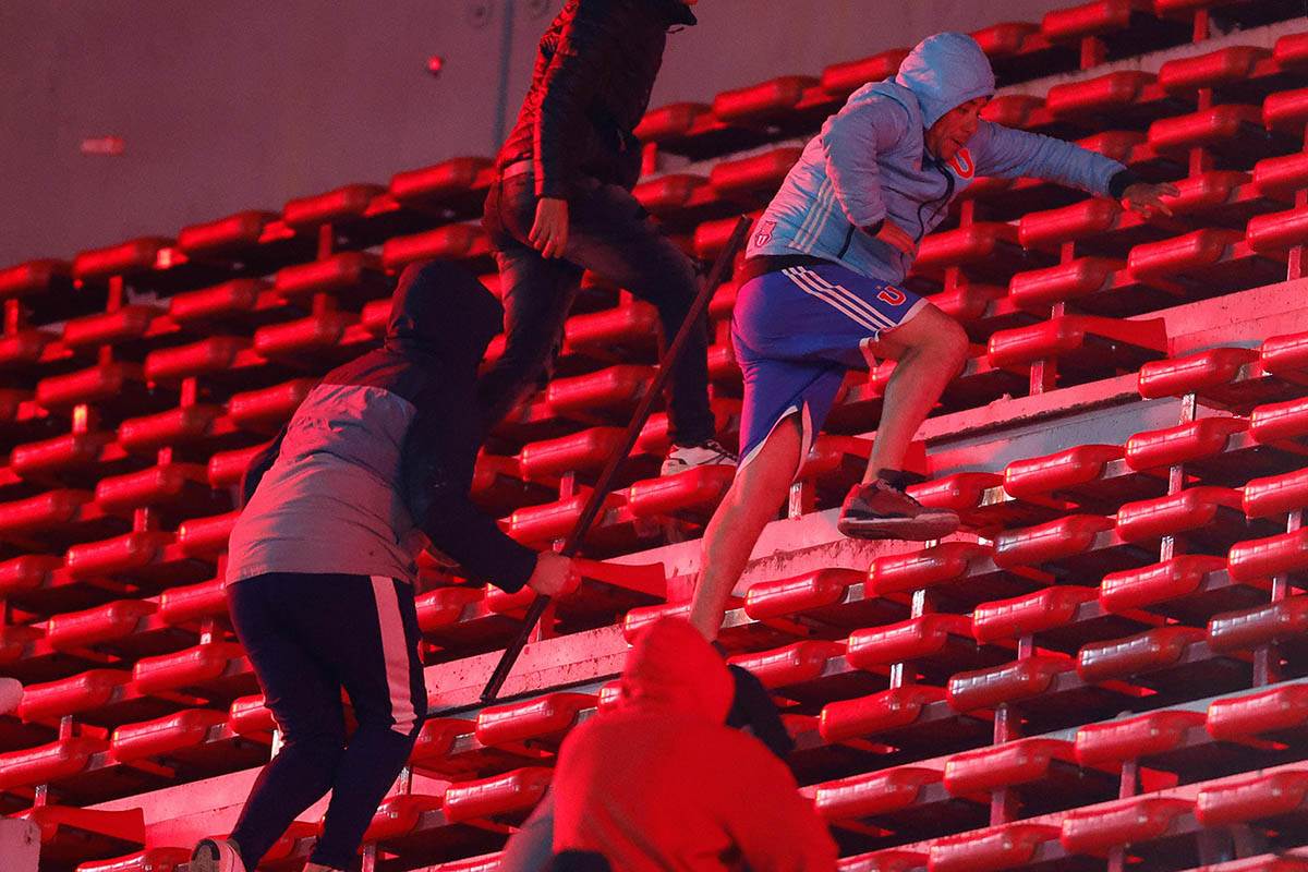 Neredi na stadionu u Argnetini (4).jpg