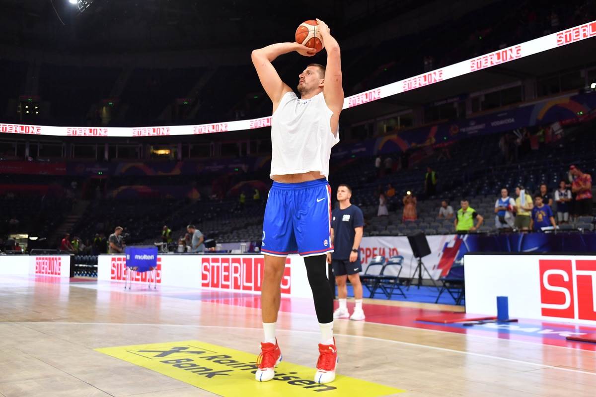 Zagrevanje reprezentacije Srbije pred utakmicu protiv Slovenije (13).JPG