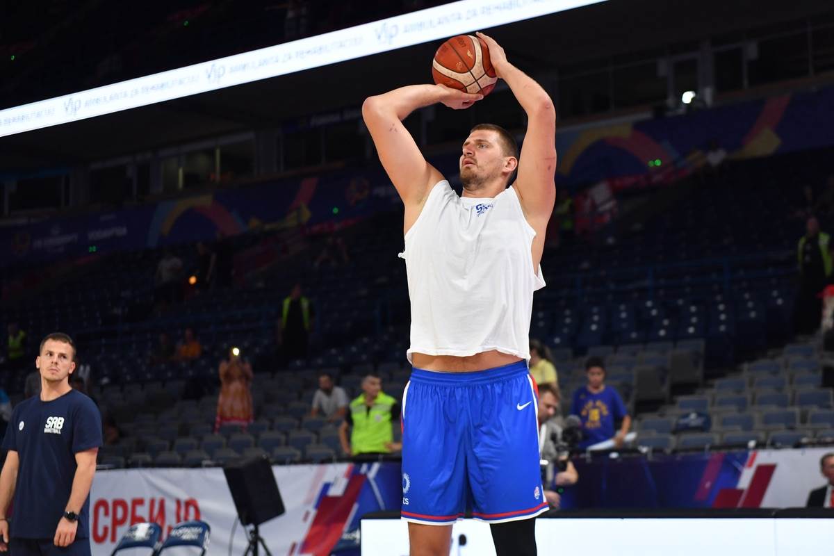 Zagrevanje reprezentacije Srbije pred utakmicu protiv Slovenije (14).JPG