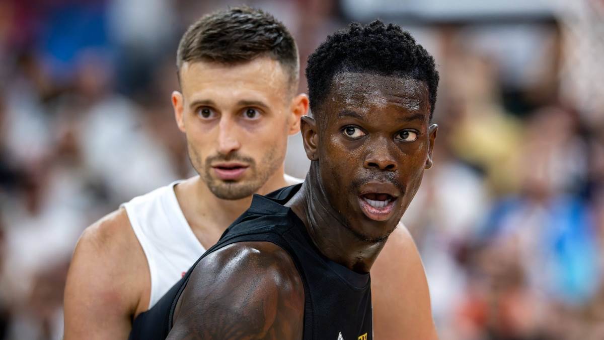 Aleksa Avramović i Denis Šreder na utakmici Srbija Nemačka