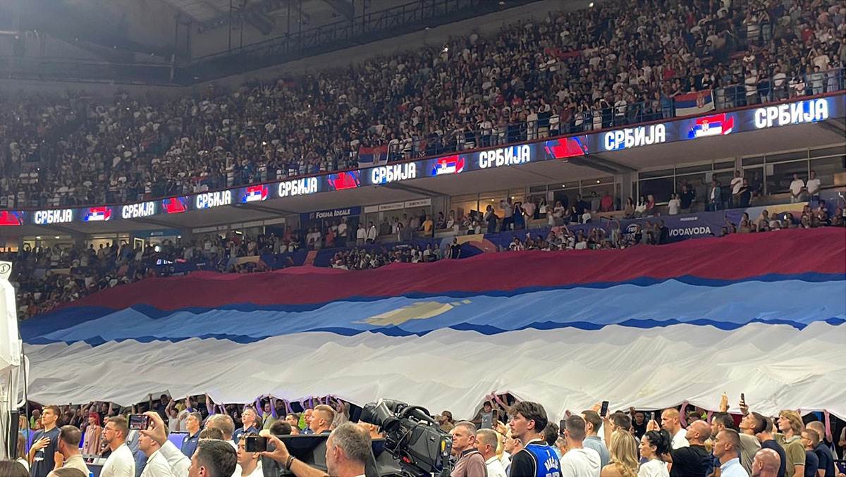 Srpska zastava Beogradska arena