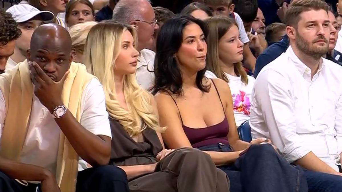 Dunja Jovanić Anastasija Grujić Srbija - Slovenija (3).jpg