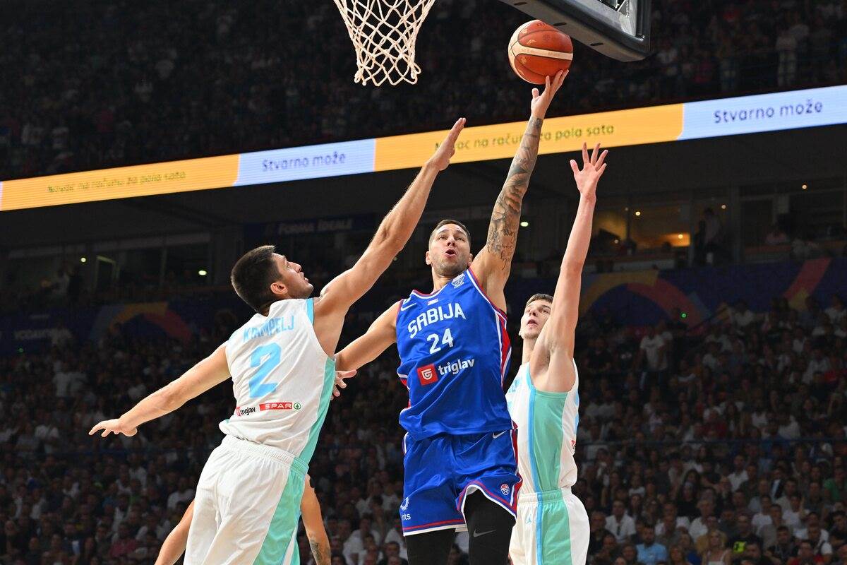 Srbija-Slovenija (5).JPG