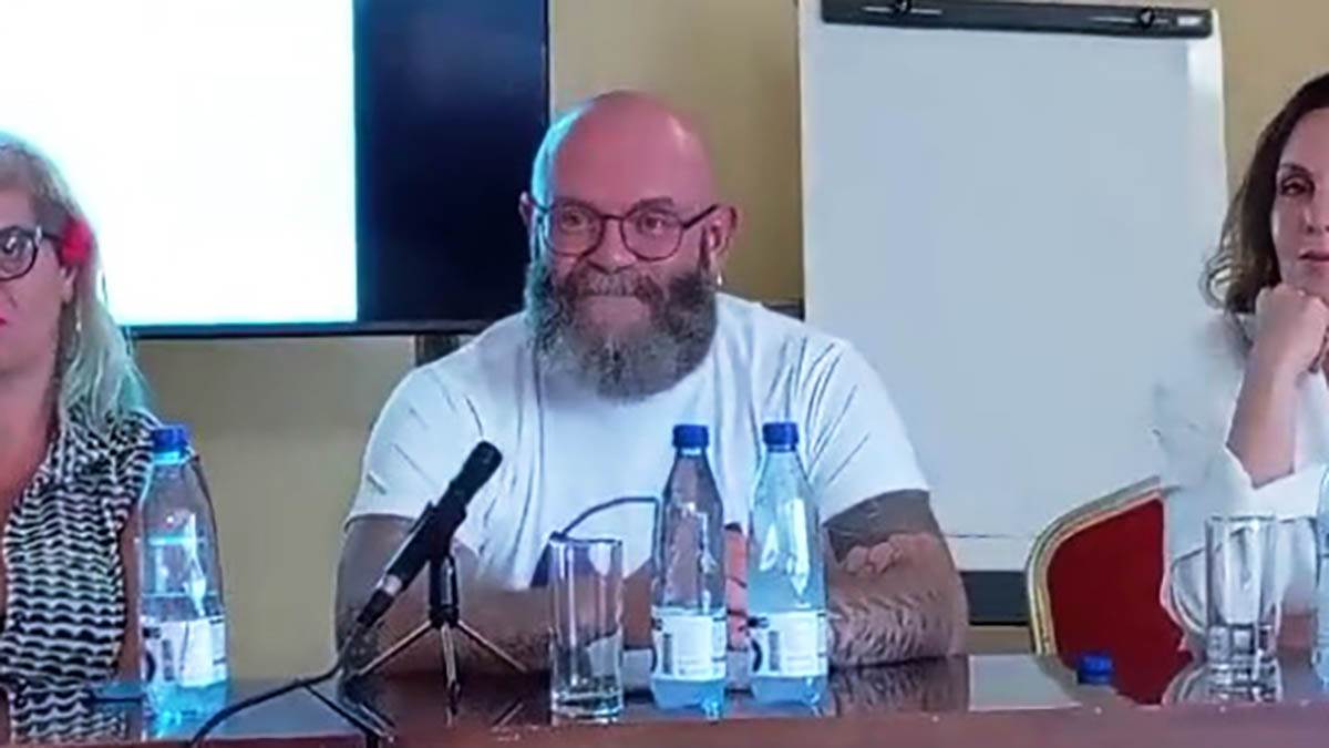 Darko Perić o kafanskim pesmama i Luisu