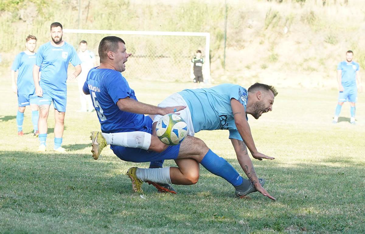 Zaklopaca vs Rad (3).jpg