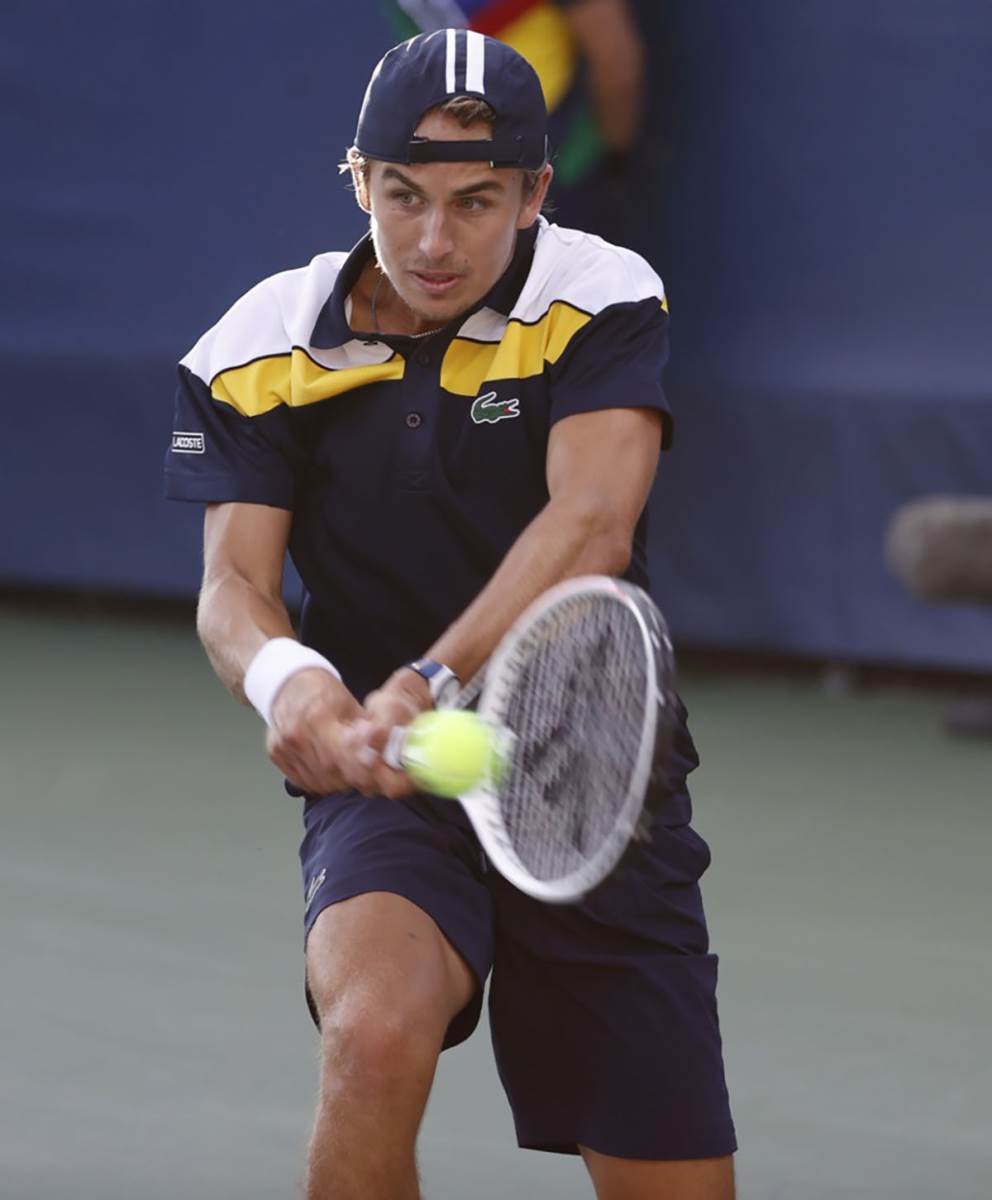 Zakari Svajda (1).jpg