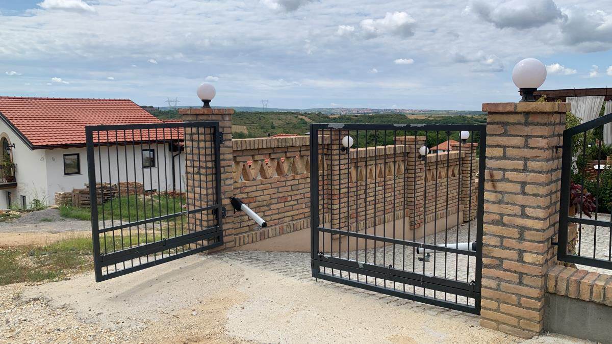 Raletova kuća na Avali (3).jpg