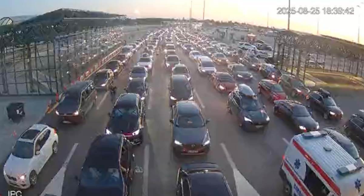 Granični prelazi gužve 1.jpg