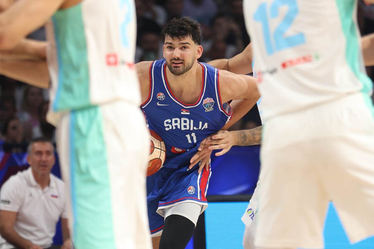 Tristan Vukčević na pripremnom meču protiv Slovenije u Beogradskoj areni
