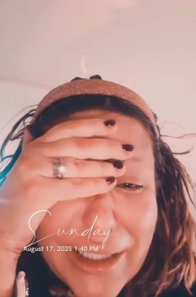 Ana Nikolić jeca na sav glas (6).jpg