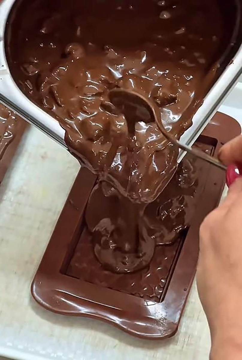 Čokolada sa čvarcima (7).jpg