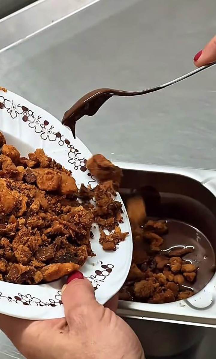 Čokolada sa čvarcima (8).jpg