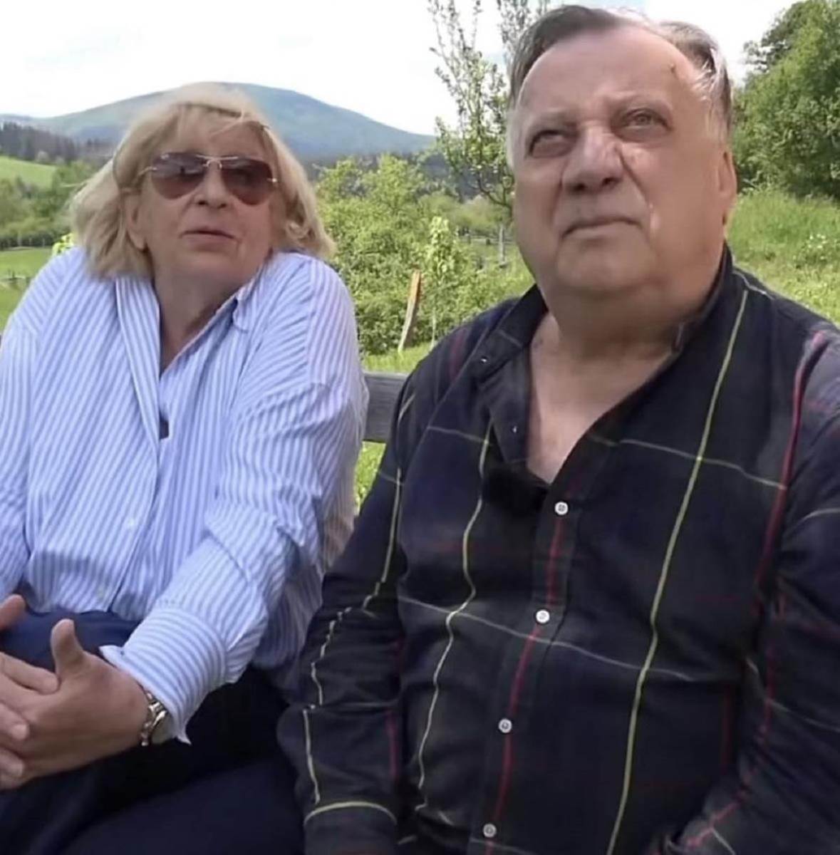 Halid Bešlić i supruga (2).jpg