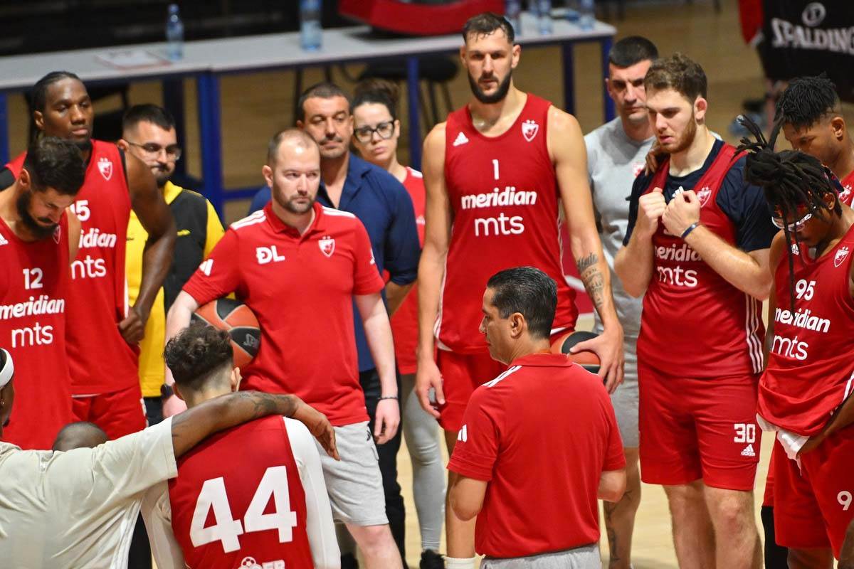 početak priprema KK Crvena zvezda 11.jpg