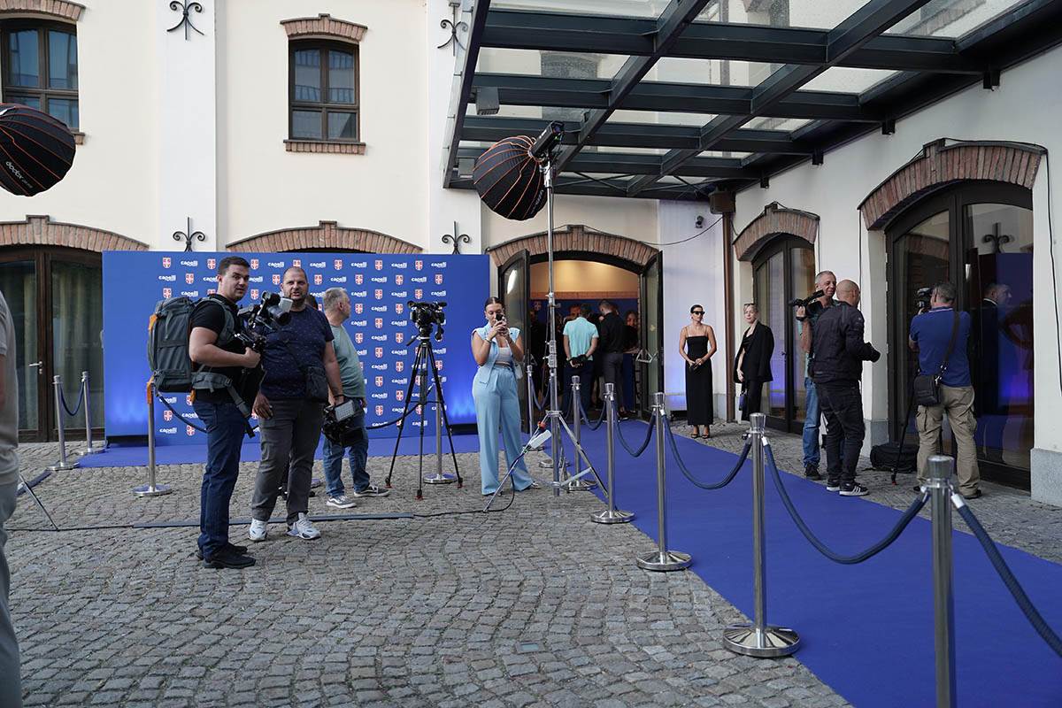 Promocija novih dresova FSS (4).jpg