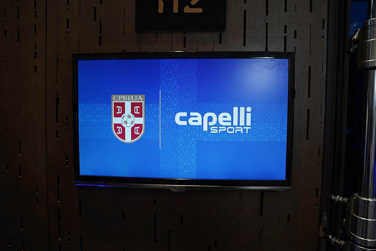 Promocija novih dresova FSS (7).jpg